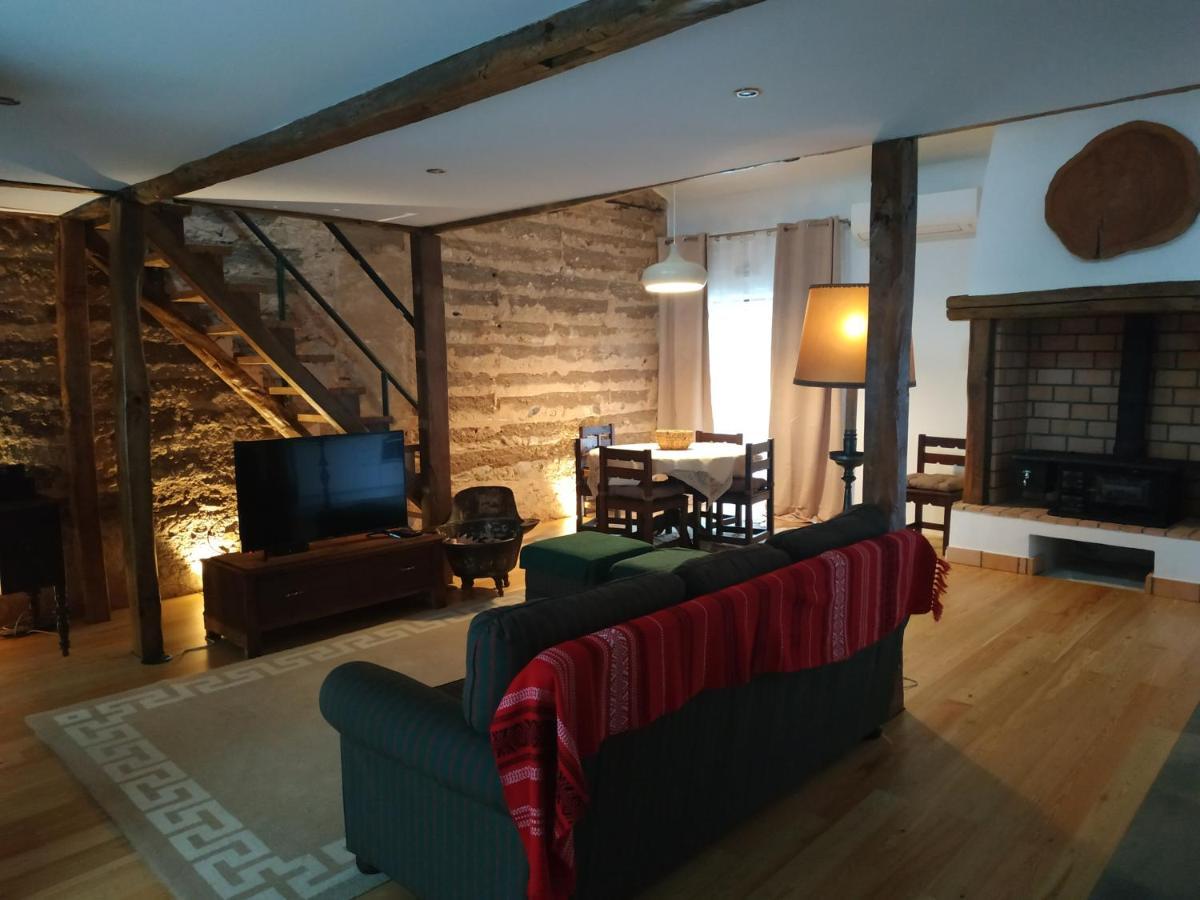 Casa Da Tia Guida Bed & Breakfast Golegã Екстериор снимка